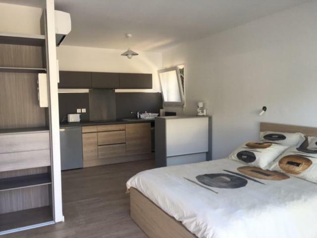 Appartements Les Pesquiers Hyeres Plage Exteriör bild